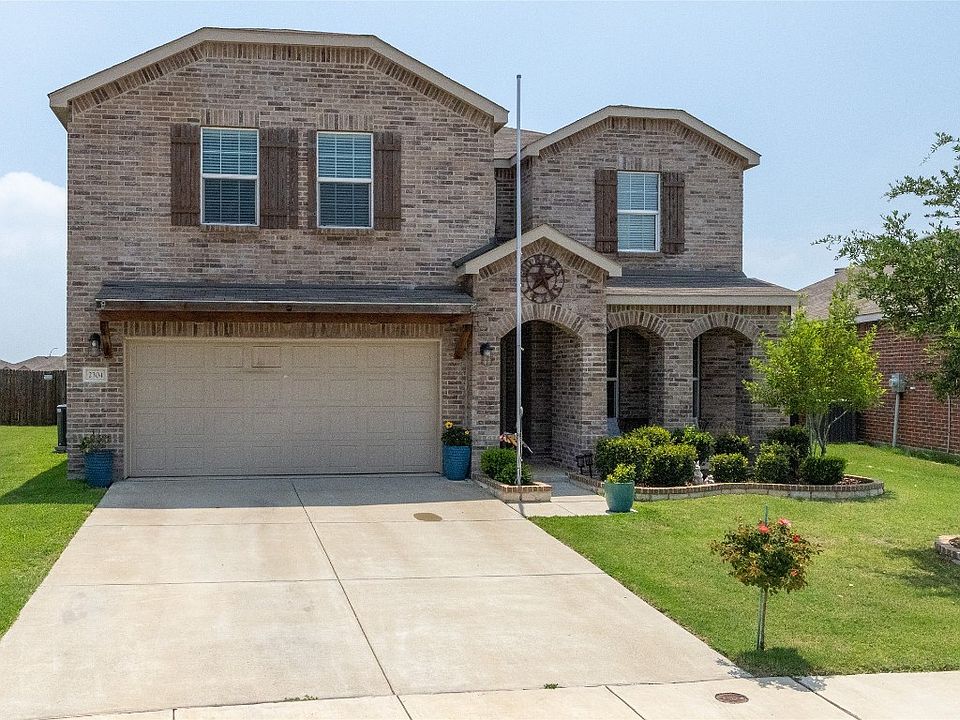 1st image of 2304 Bermont Red Ln