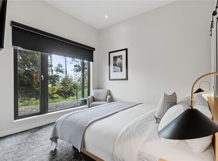 596 Marine Dr #103, Ucluelet, BC V0R 3A0