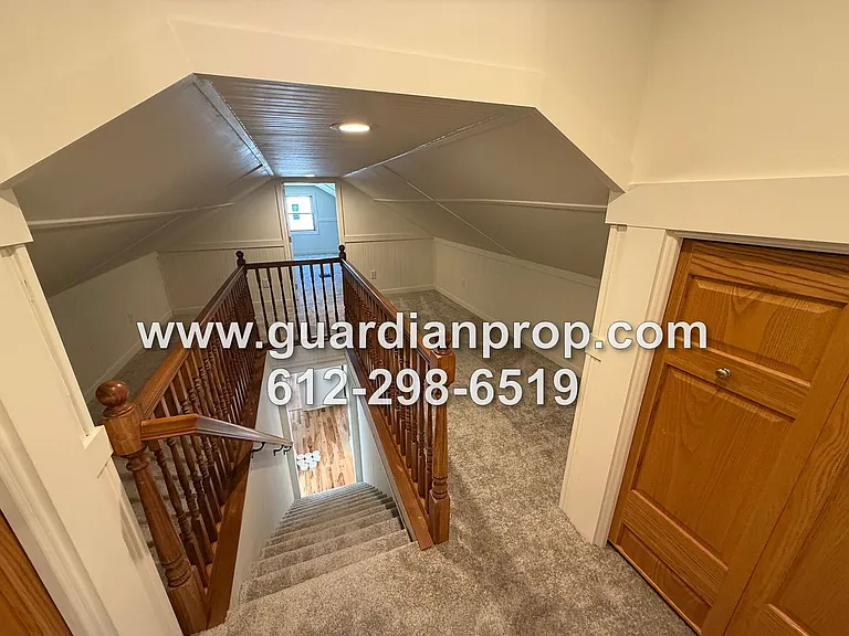 2202 Saint Croix St — Photo 17