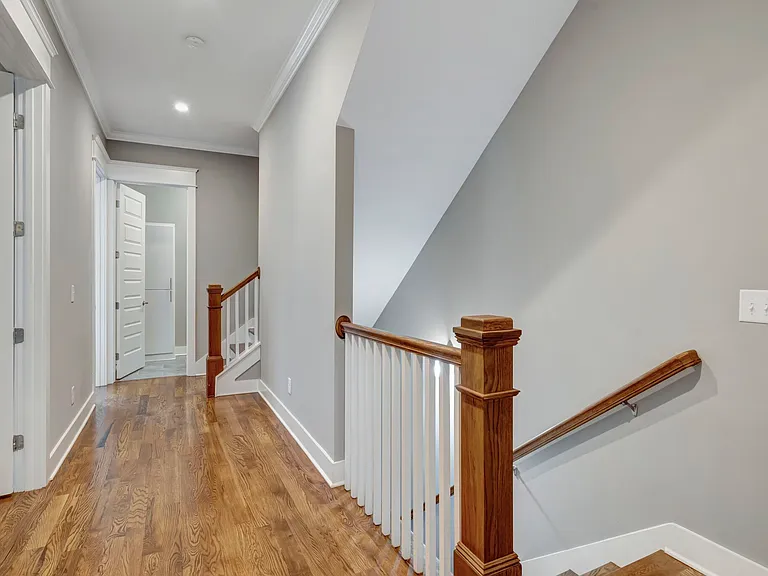 106 Lafayette Ct #B — Photo 32