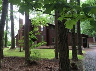 660 Margaret Dr, Chesapeake, VA 23322