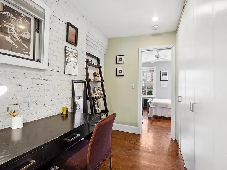 713 Washington St #6 — Photo 5