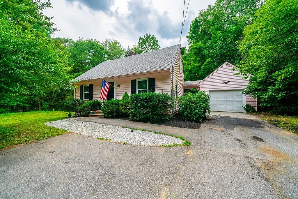 83 Hildreth St, Westford, MA 01886 Zillow