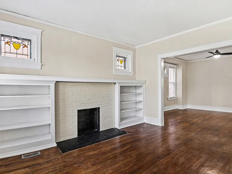 6026-28 Pershing Ave #6026 — Photo 6
