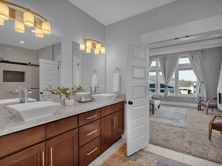 910 S Pace Pl — Photo 23