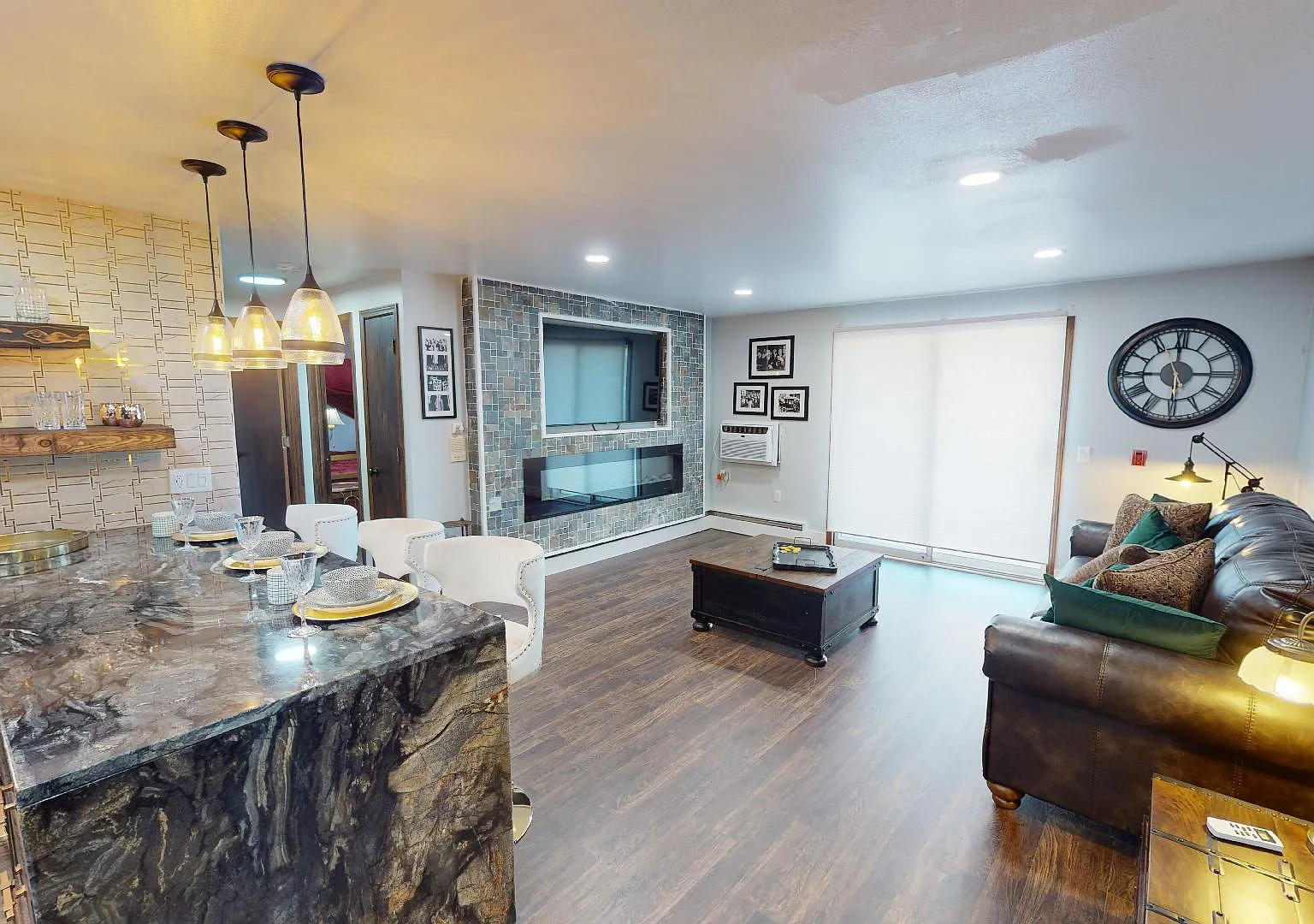 600 N Kensington Dr - 4 — Photo 2