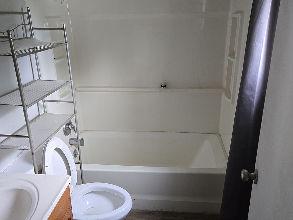 1st image of 519 Gordon St #519