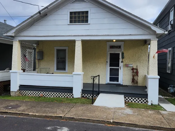 626 W Piedmont St, Keyser, WV 26726