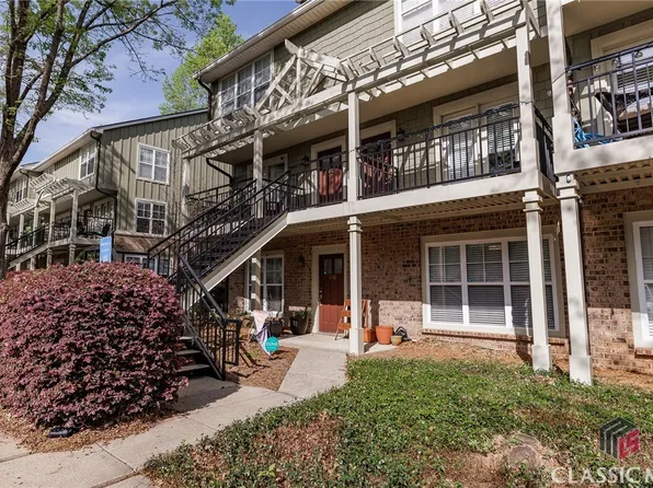 660 Barnett Shoals Road #110, Athens, GA 30605
