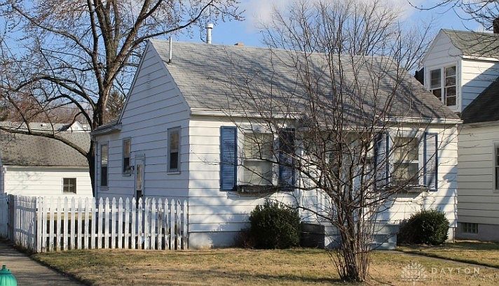 1st image of 2800 Arden Ave
