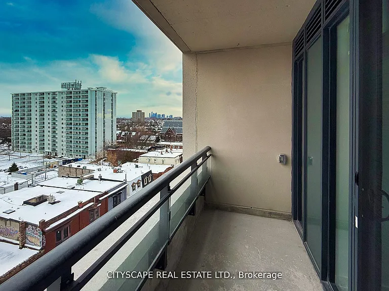 758 Dovercourt Rd W #805 — Photo 32