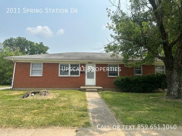 2011 Spring Station Dr