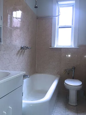 Rented by Terance Phillip, LREB | media 5