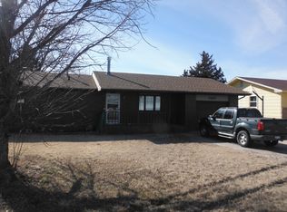 1507 W Beeson Rd, Dodge City, KS 67801