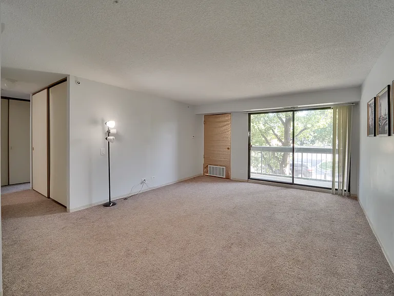1800 Huntington Blvd #206 — Photo 8
