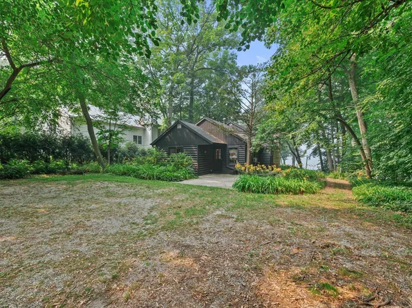 N9063 E Miramar DRIVE, East Troy, WI 53120