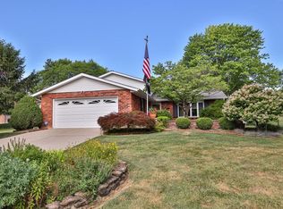 6391 Robert E Lee Dr, Fairfield, OH 45014