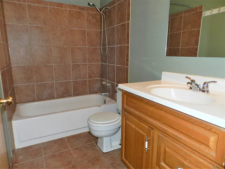 4013 Claire St — Photo 11