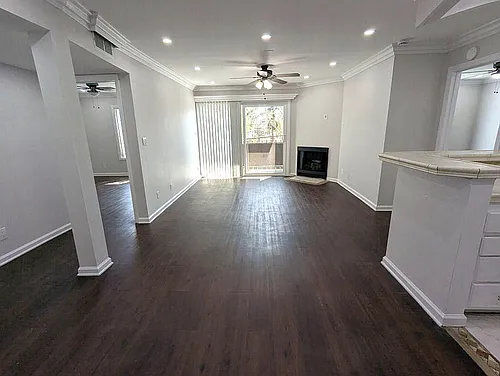Floor plan 202