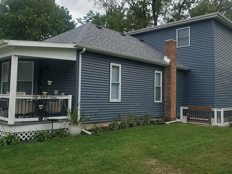 275 W Main St — Photo 31