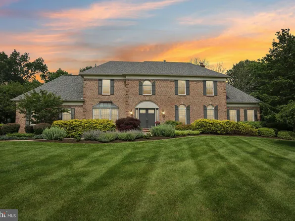 660 Casey Ln, West Chester, PA 19382