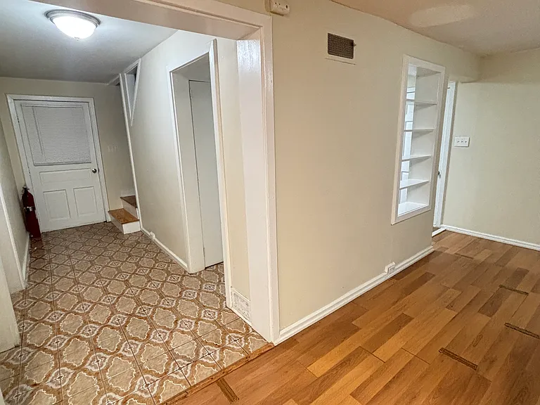 50 Oakdale Ave — Photo 5