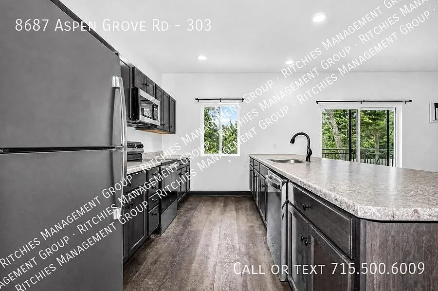 Brand-New Large 2 Bed, 2 Bath Apartment with Garage, Private Entry & In-Unit Laundry — Photo 3