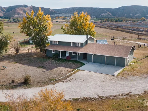 1823 W Sales Yard Rd, Emmett, ID 83617