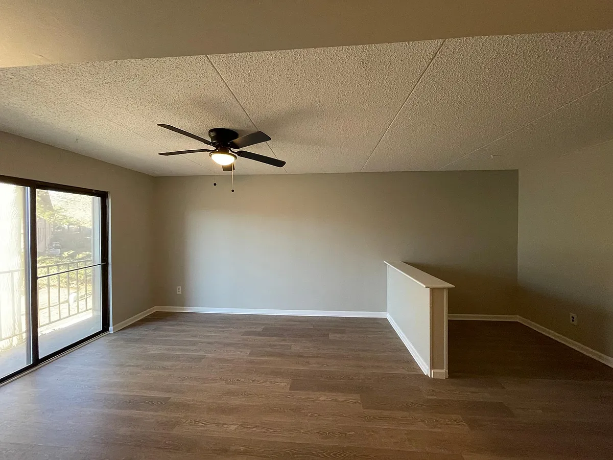 Building Photo - 860 Putnam Blvd #69A