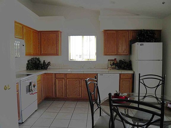 4th image of 31 Tempest Ln