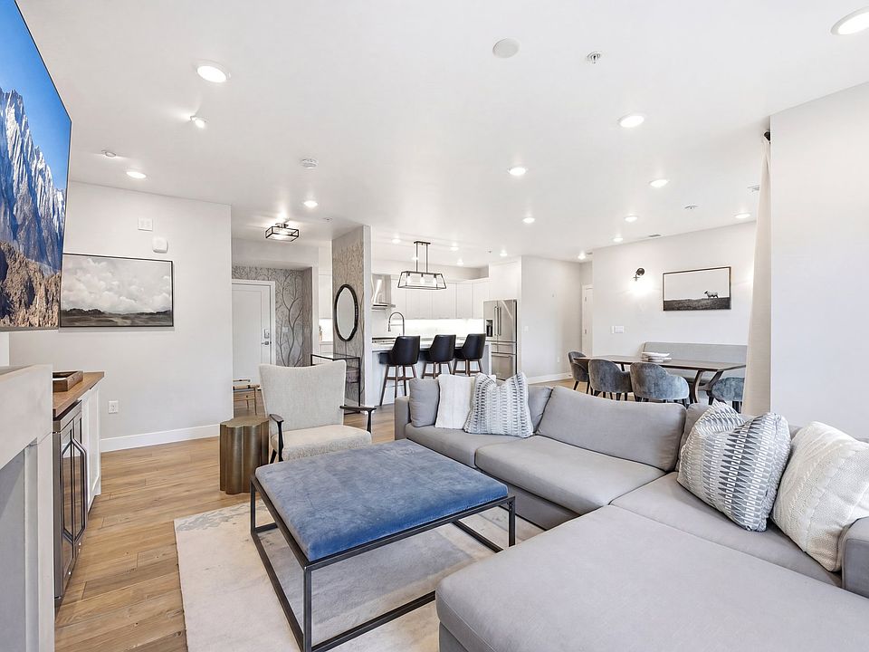 1st image of 2240 Laney Ave #302