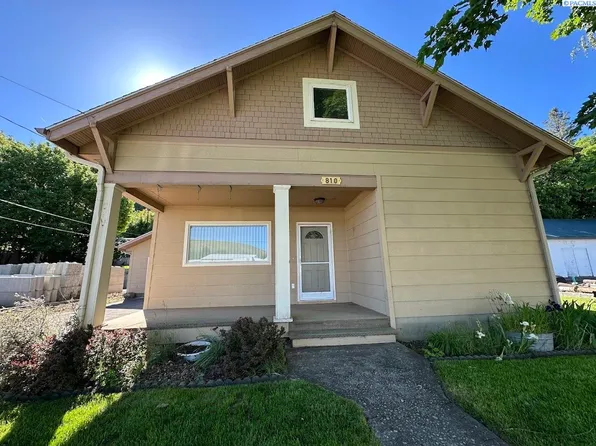 810 N Clay St, Colfax, WA 99111