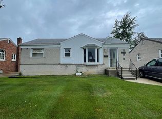 15140 Churchill St, Southgate, MI 48195