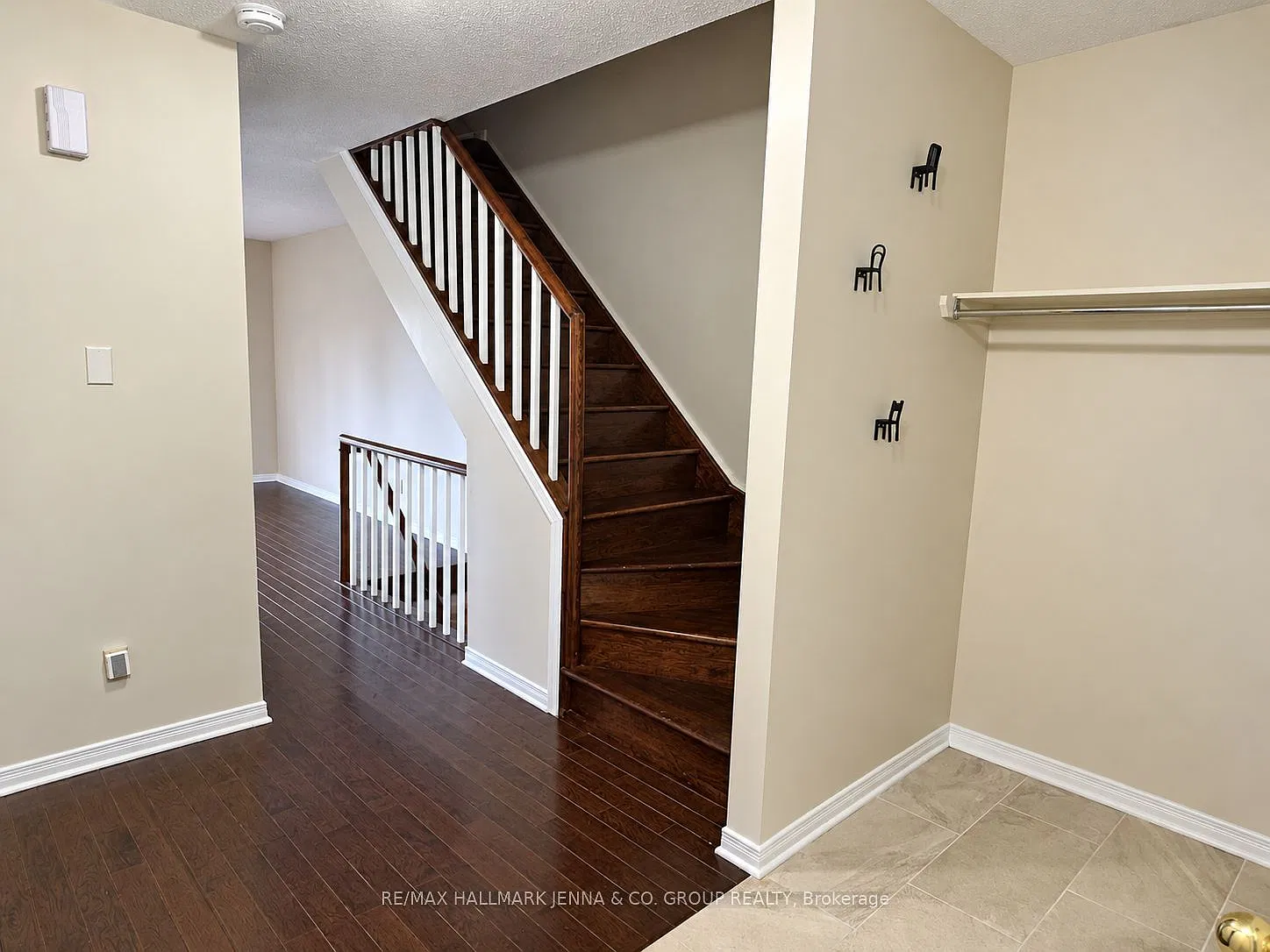 4 bed, $2,650 — Photo 4