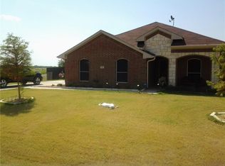 105 Willow Bend Dr, Waxahachie, TX 75167