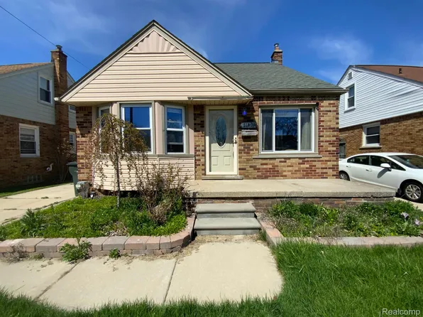 21025 Frazho St, Saint Clair Shores, MI 48081