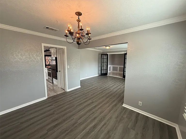 11611 Stone Bridge Dr — Photo 8