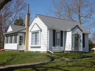 719 9th Ave, Wellman, IA 52356