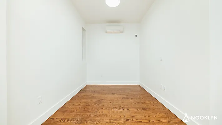 Rented by Nooklyn NYC LLC | media 20