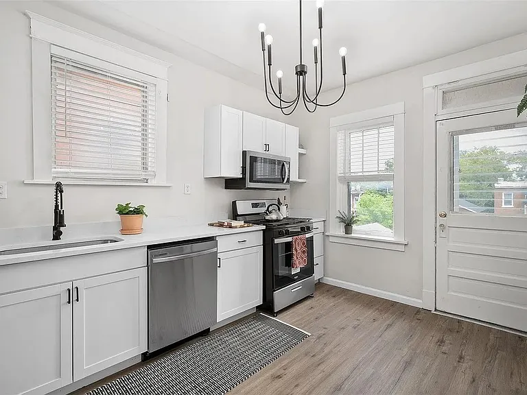4921 Finkman St #2F — Photo 9