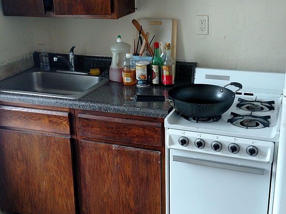 3rd image of 3703 Powelton Ave #2FR