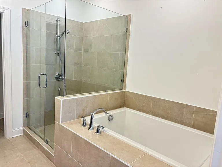 1343 Harvest Park Ln — Photo 16