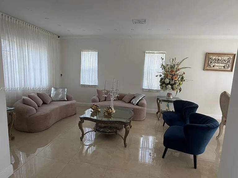 20851 SW 88th Ct — Photo 3