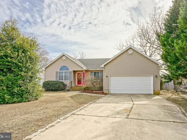 360 Walnut St, Williamstown, NJ 08094