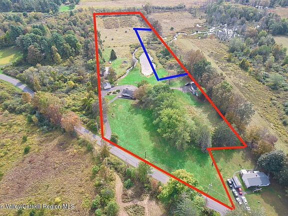 2nd image of 315 Pine Bush Road