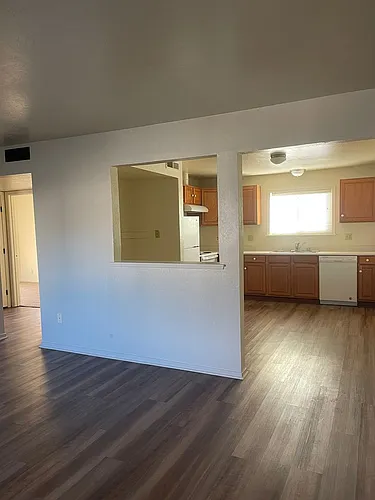 2487 Court St Photo 1
