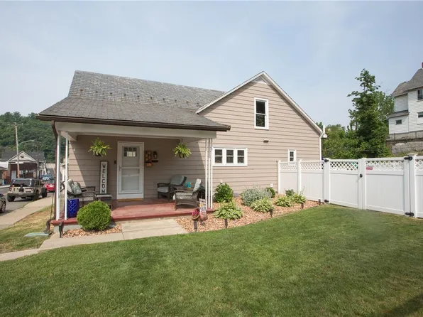 35 Messinger St, Bangor, PA 18013
