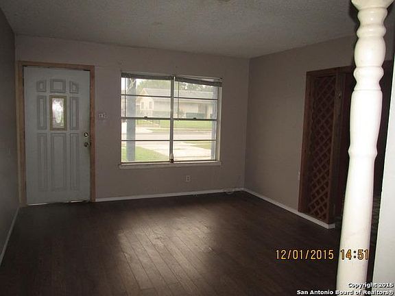 3rd image of 1919 Duluth Dr