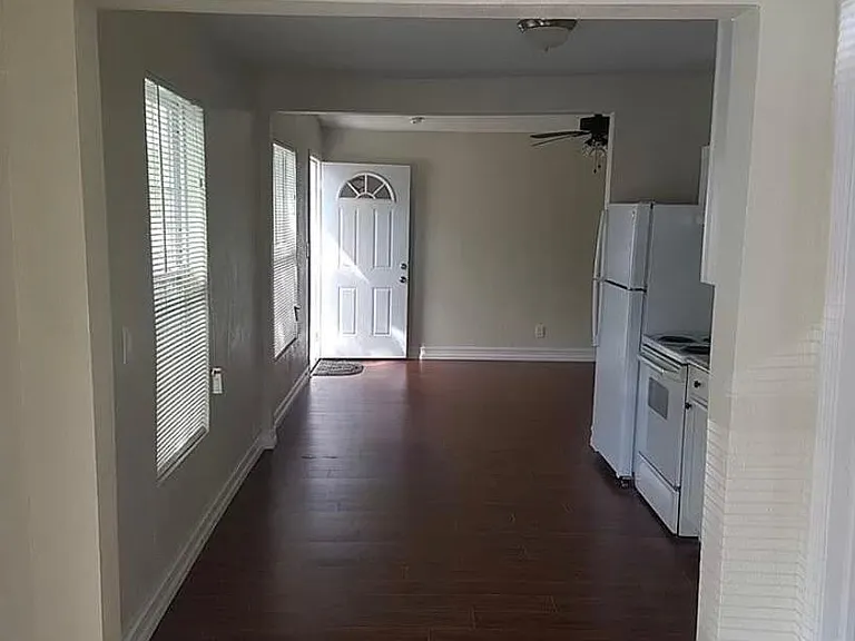 14905 Pinecrest Rd — Photo 1