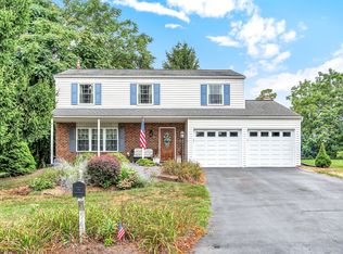 547 Springhouse Ct, Harrisburg, PA 17111